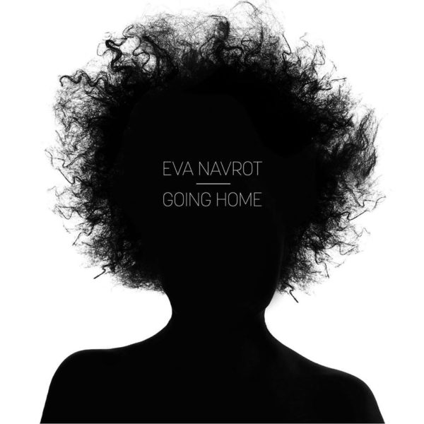 Eva Navrot właśnie wydała swoją debiutancką płytę „Going Home”