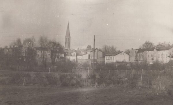 Zdjęcie kościoła ewangelickiego w Szamotułach z lat 50. XX wieku, fot. ze zbiorów Muzeum Zamek Górków 