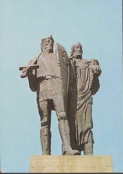 Kartka pocztowa prezentująca pomnik Mieszka I i Bolesłąwa Chrobrego, fot. Z. Żyburtowicz, Krajowa Agencja Wydawnicza