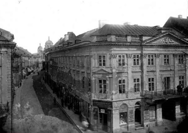 Kamienica Sobolewów - Nieszkowskich na Rynku w Kaliszu. przed 1914 rokiem, fot. Wirtualne Muzeum Fotografii Kalisza
